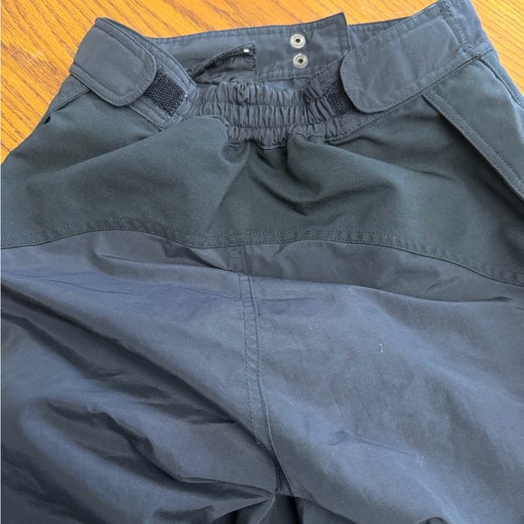 The North Face women’s snow ski pants - Picture 3 of 4